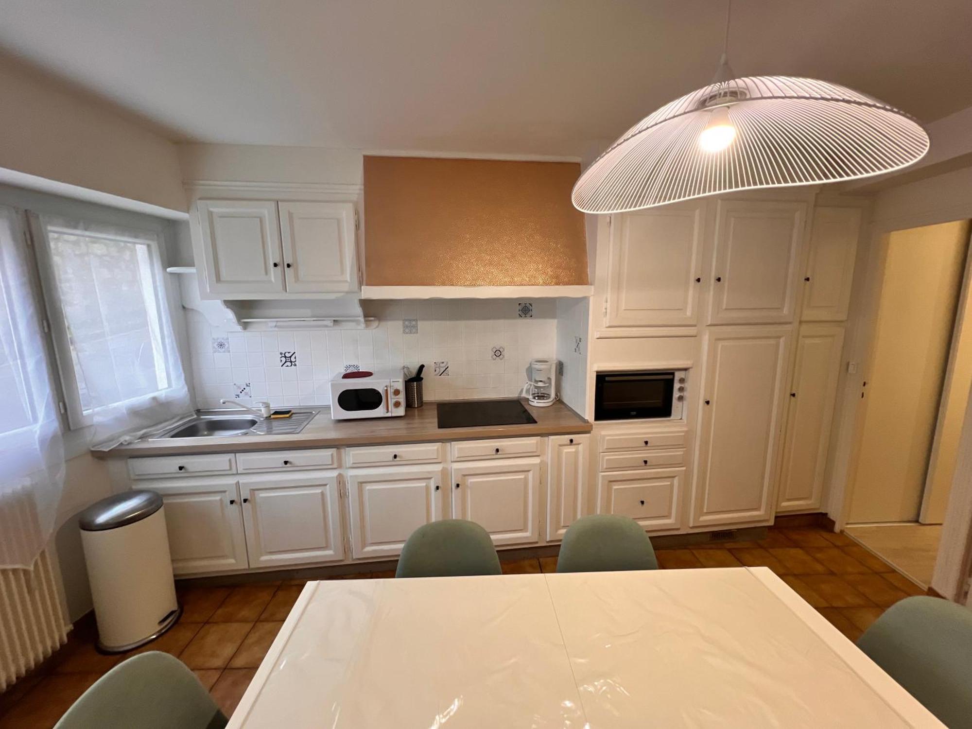 Appartement Rdc 9 Personnes, 2 Chambres, Wifi, Proche Du Centre La Bourboule Exteriör bild