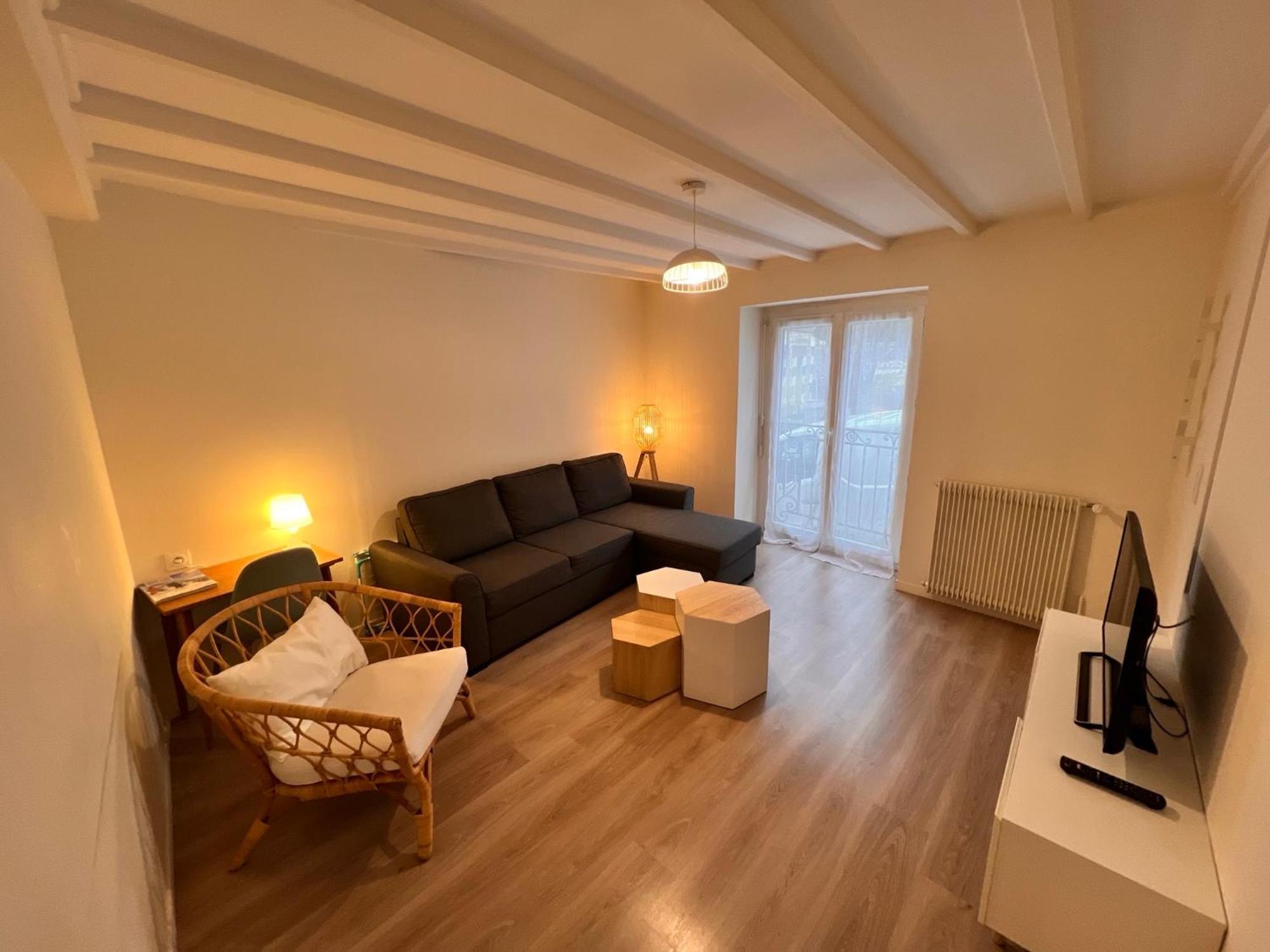 Appartement Rdc 9 Personnes, 2 Chambres, Wifi, Proche Du Centre La Bourboule Exteriör bild